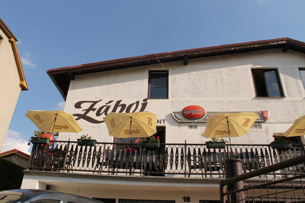 Zaboj Restaurant Hotel Karlovy Vary Exterior foto